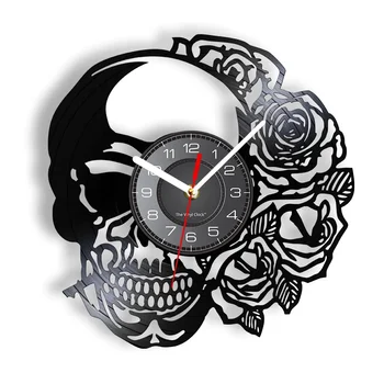 Татуировка Череп с розой Настенное искусство Настенные часы Скелет Череп Шипы Розы Виниловая Пластинка Настенные часы Готический Домашний декор Настенные часы Часы